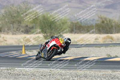 media/Oct-30-2025-Racers Edge (Thu) [[dabbdaf680]]/3-B Group/Session 5 (Turn 6)/